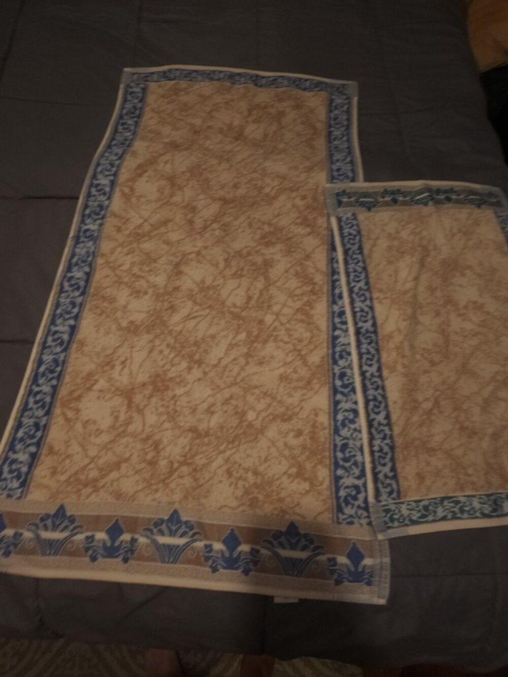 Vintage 1990s Fieldcrest Royal Velvet Terry Cloth Hand Towel and Bath  Towel